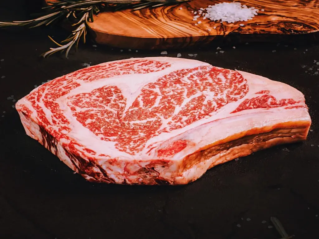 RIBEYE CON HUESO WAGYU 100% JC 8-9